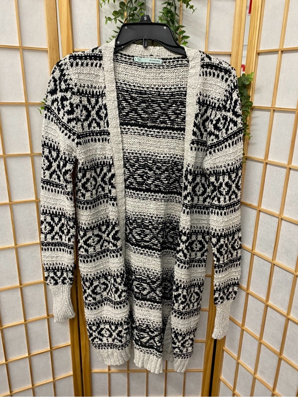 Maurices Black and Cream Open-Front Patterned Cardigan